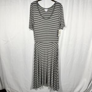 LuLaRoe Nicole Grey Striped Dress NWT Size Large